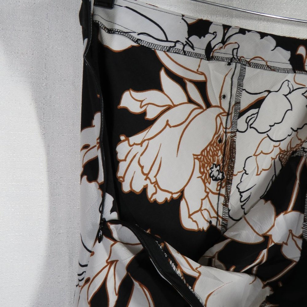 APT. 9 Women's Black Floral Front Slit Midi Skirt Decorative Buttons Size Large - Picture 4 of 10
